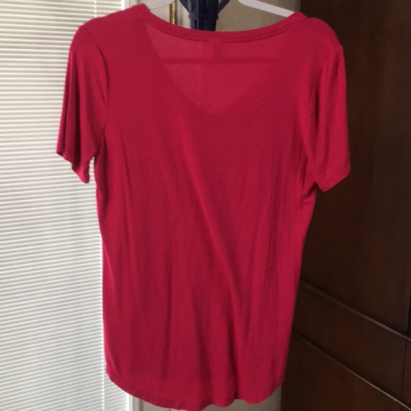 Old Navy Luxe V neck T shirt XS Tall - Picture 2 of 4